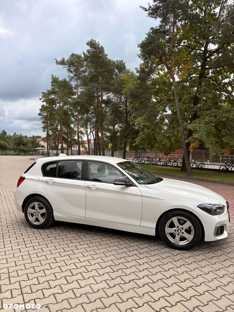 BMW Seria 1 116i - 17