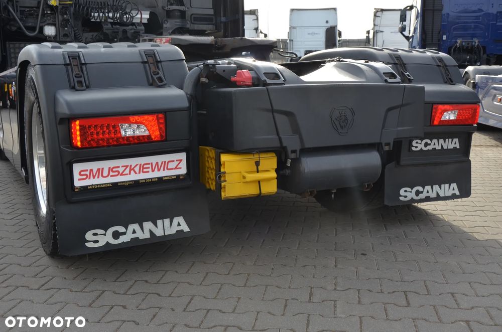 Scania R 580 / V8 / 4 PODUSZKI / KLIMA P. / NAVI /FULL LED / ACC / 7410 - 10