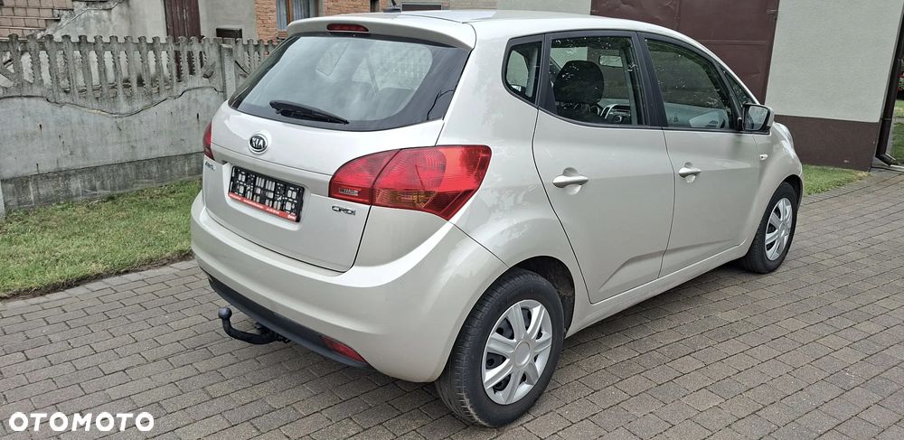 Kia Venga 1.4 CRDi 90 Attract - 21