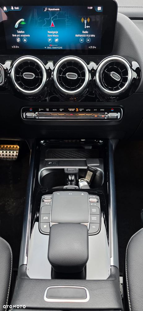 Mercedes-Benz GLA 250 4Matic 8G-DCT Edition AMG Line - 17