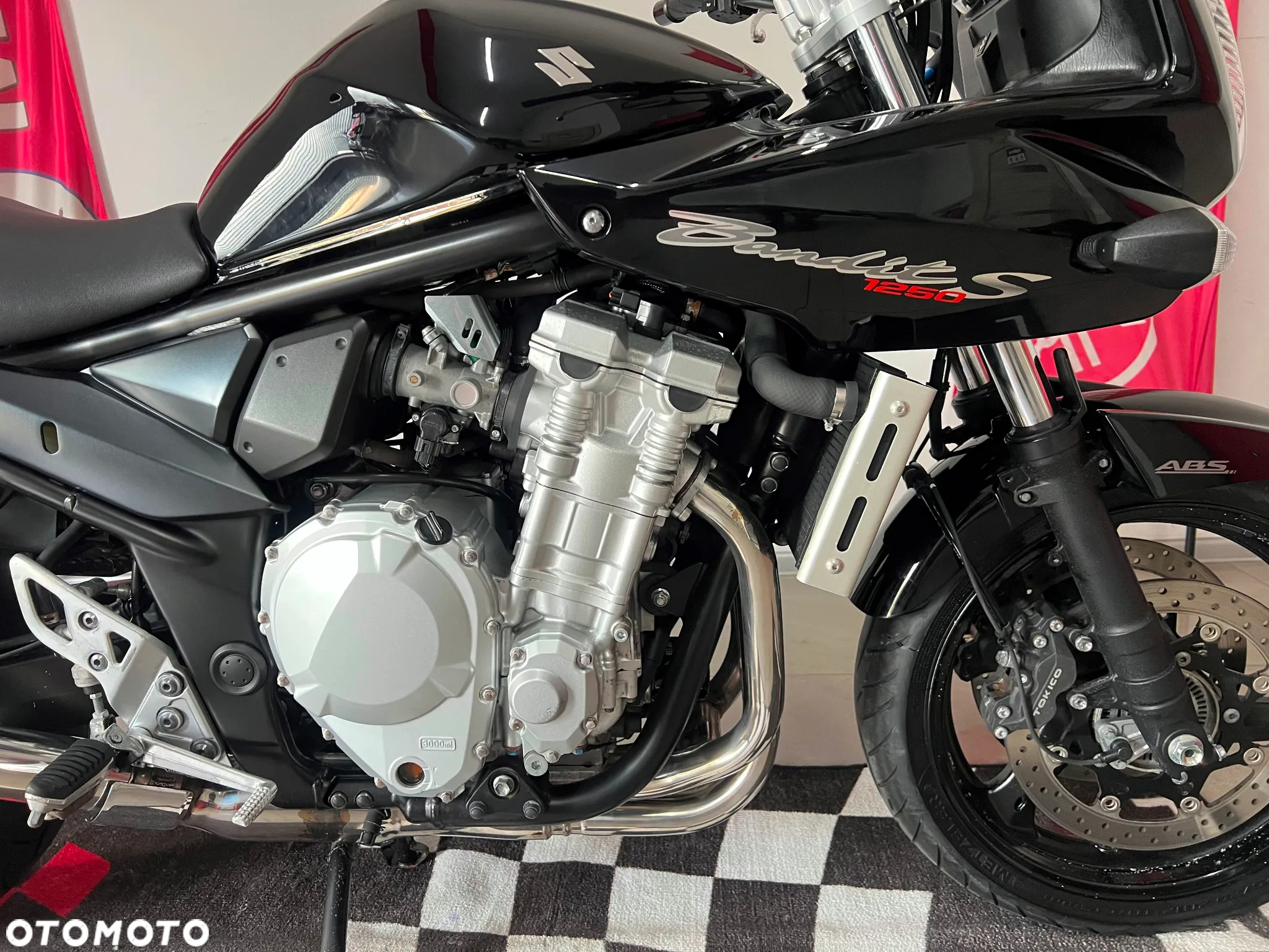 Suzuki Bandit - 8