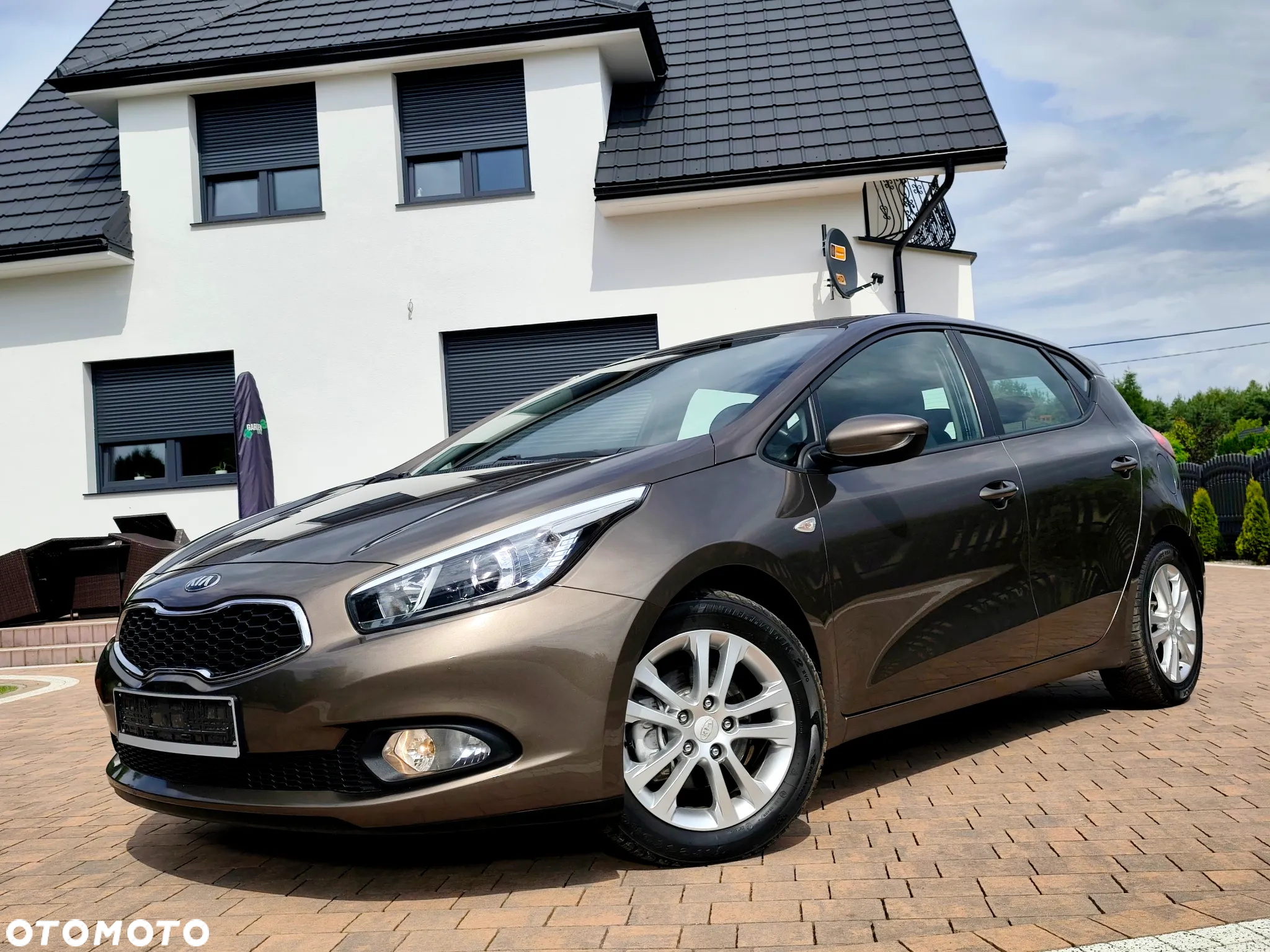 Kia Ceed - 4