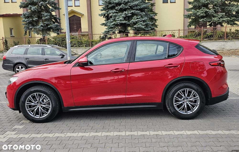 Alfa Romeo Stelvio 2.2 Diesel 16V AT8 Q4 Business - 4