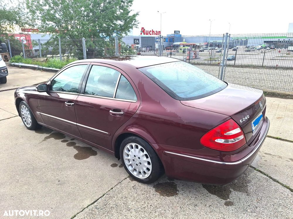 Mercedes-Benz E - 8