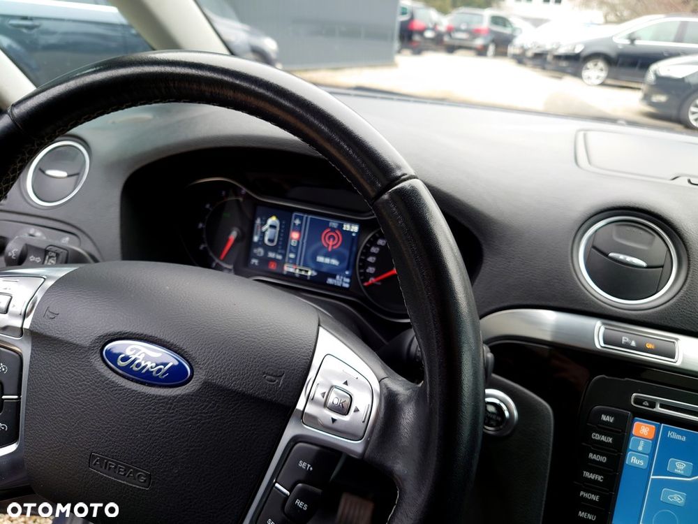 Ford Galaxy 2.0 TDCi Titanium - 25