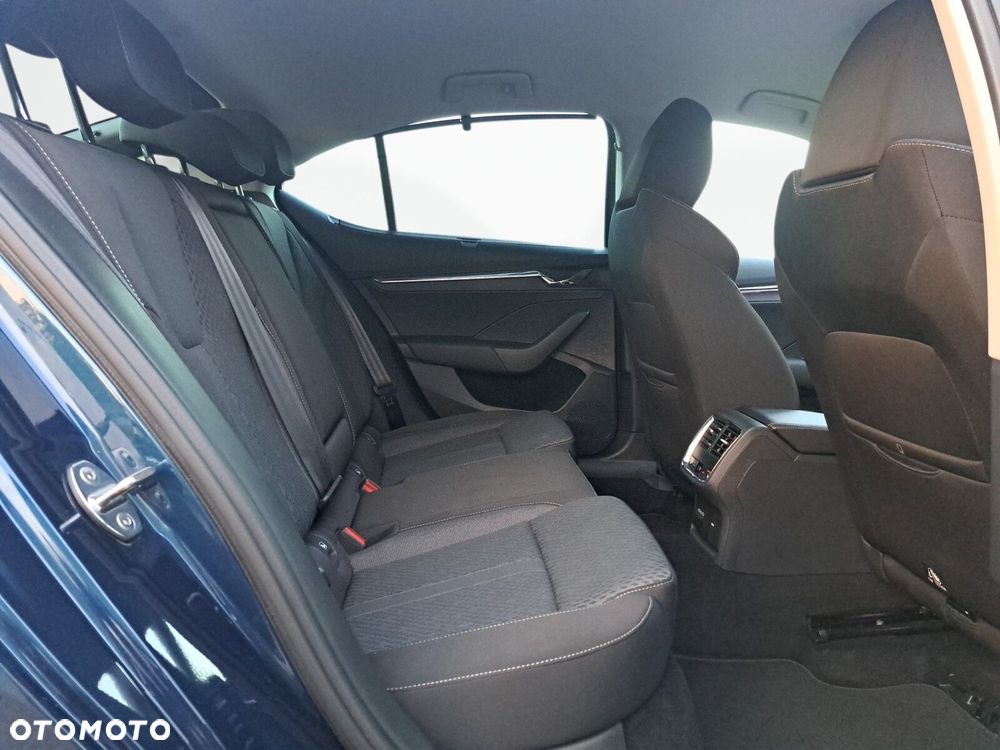 Skoda Octavia 2.0 TDI SCR Style DSG - 39