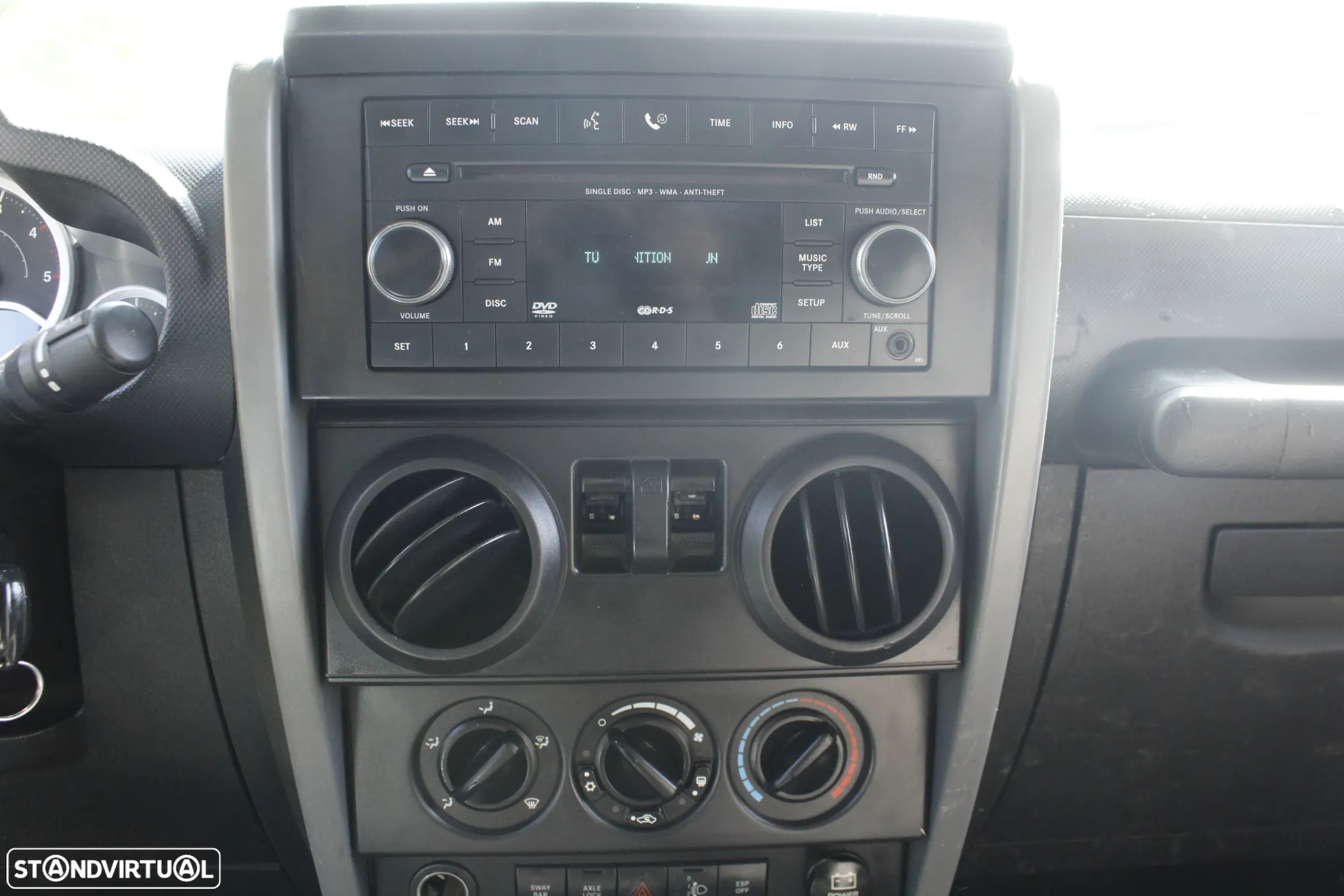 Jeep Wrangler Hard-Top 2.8 CRD DPF Sport - 15
