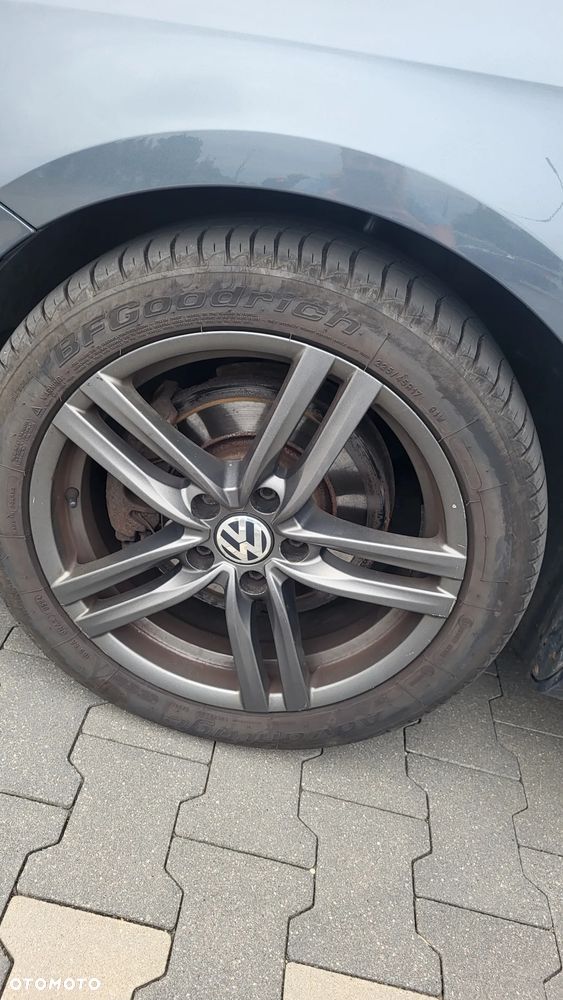 Volkswagen Passat 2.0 TDI Highline R-Style DSG - 37