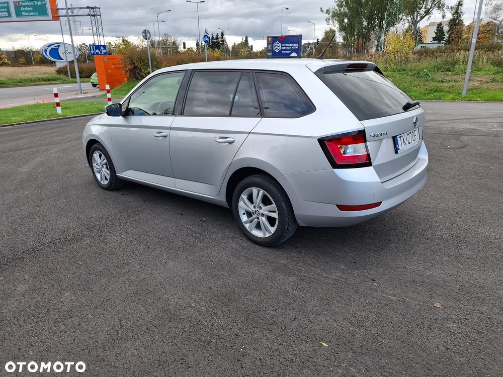 Skoda Fabia 1.0 TSI Ambition - 11