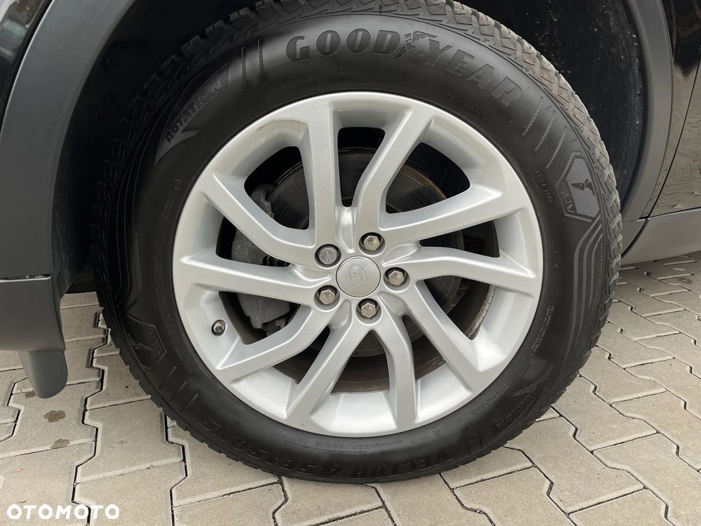 Land Rover Discovery Sport TD4 HSE Luxury - 10