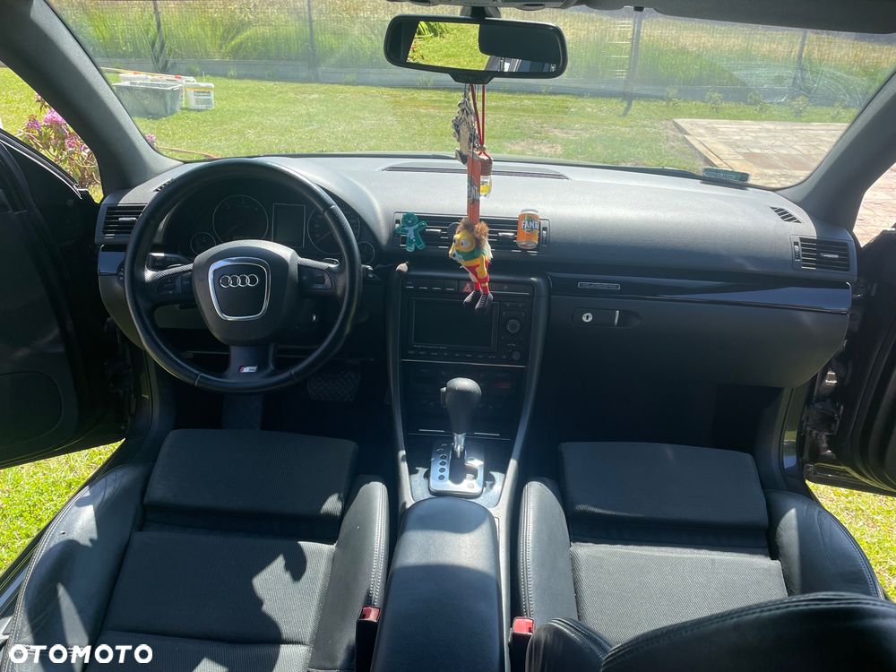 Audi A4 - 8