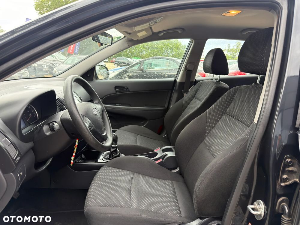 Hyundai i30 1.6 CRDi Style - 19