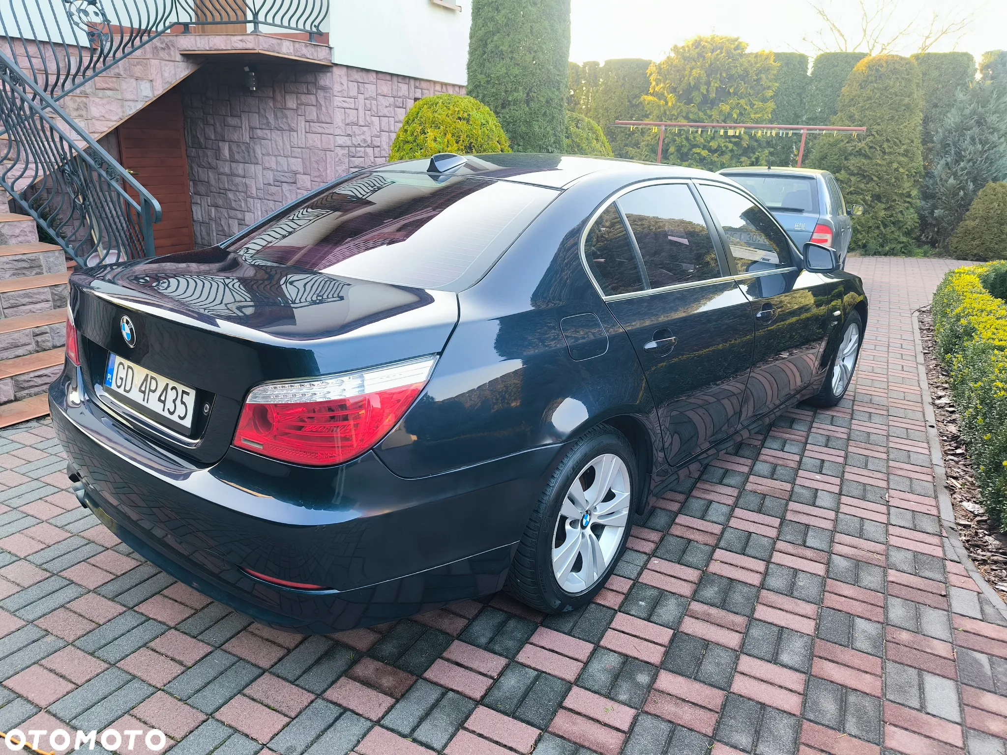 BMW Seria 5 528i - 34
