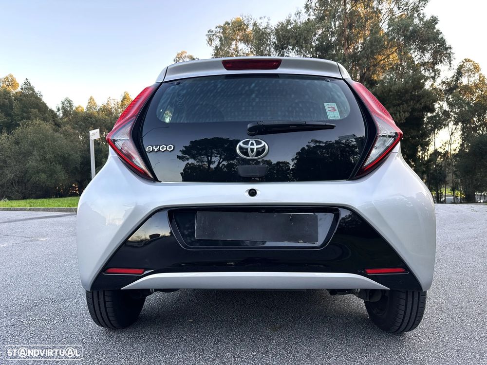 Toyota Aygo 1.0 X-Play+X-Touch - 25