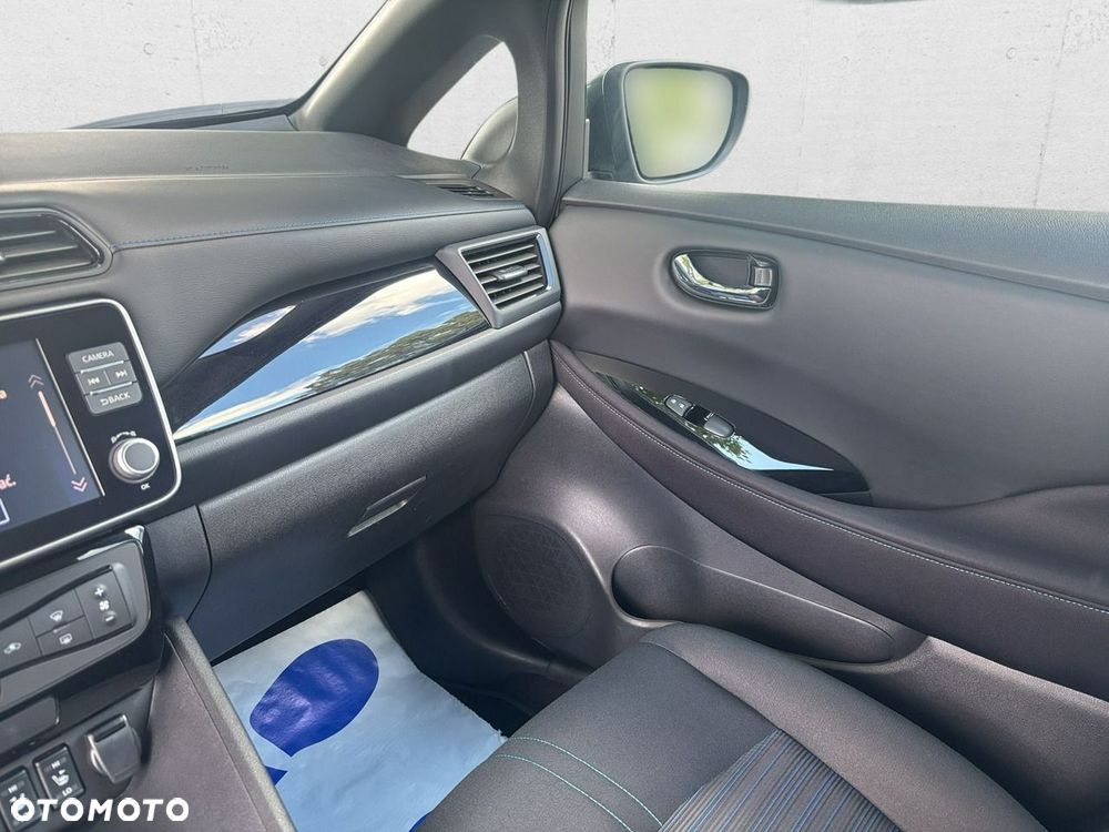 Nissan Leaf - 15