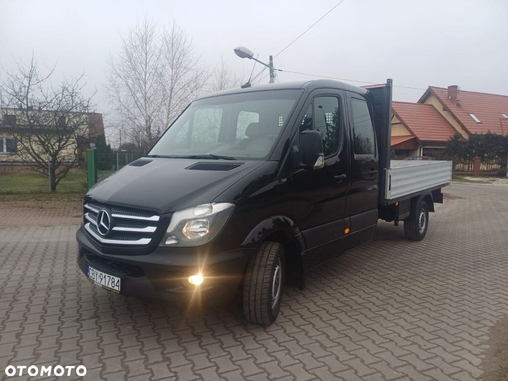 Mercedes-Benz Sprinter - 1