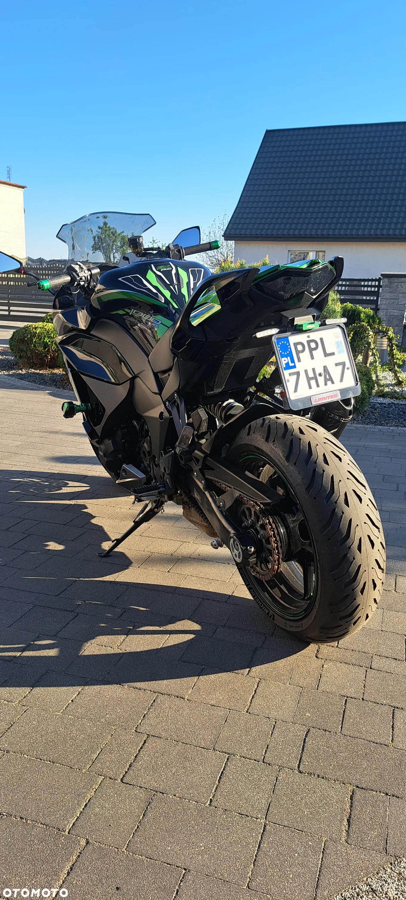 Kawasaki Ninja 1000 SX - 3