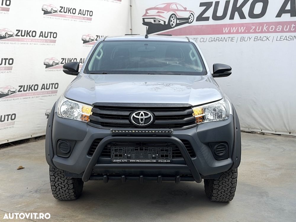 Toyota Hilux 4x4 Double Cab M/T Comfort - 2