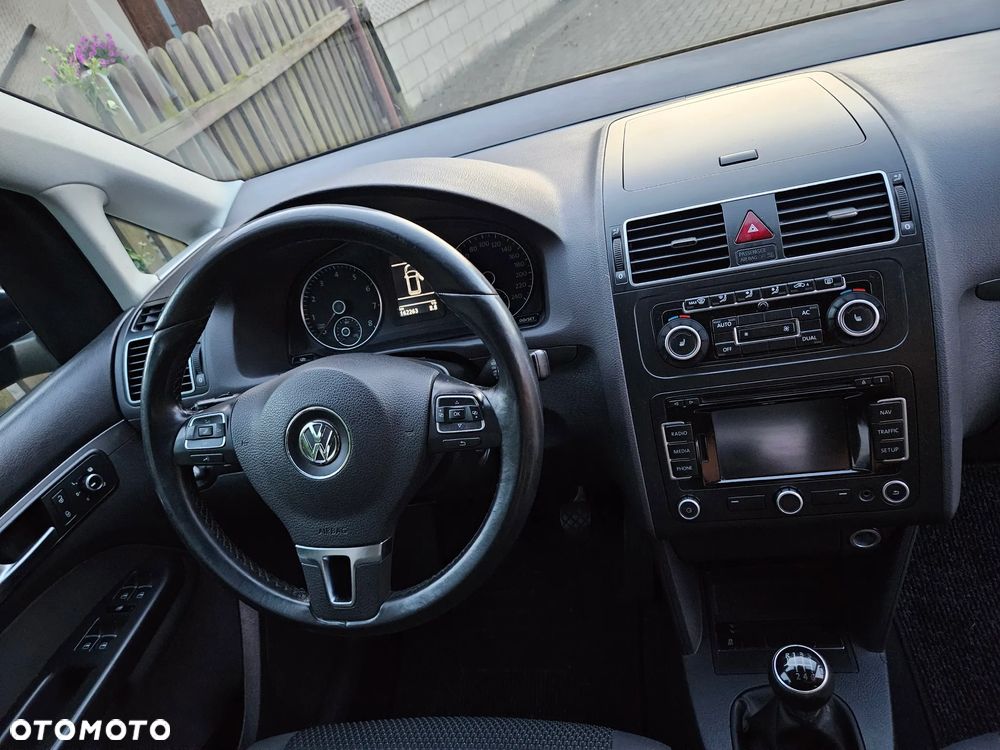 Volkswagen Touran 1.4 TSI Comfortline - 6