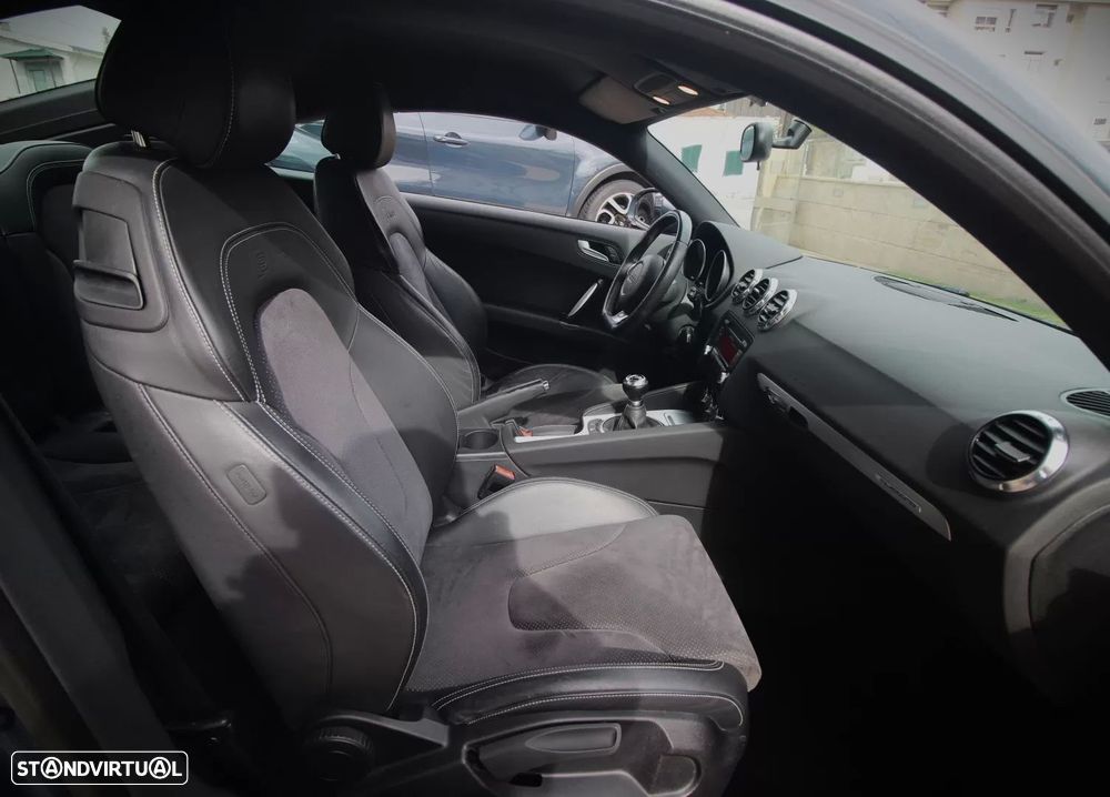 Audi TT Coupé 2.0 TDI quattro - 21