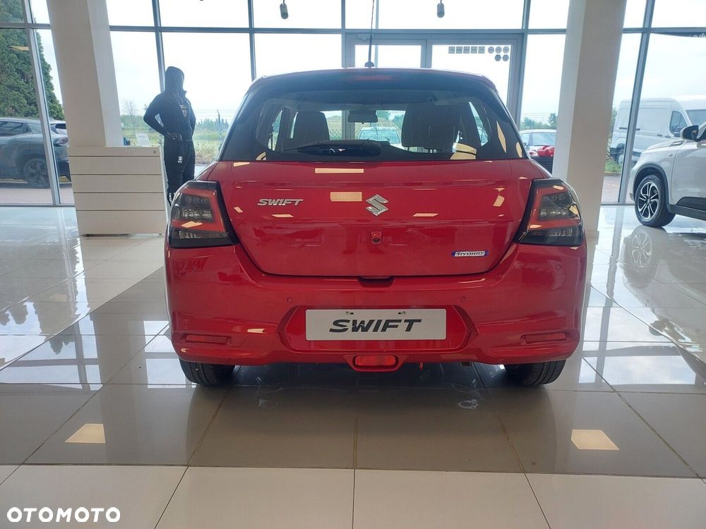 Suzuki Swift - 4