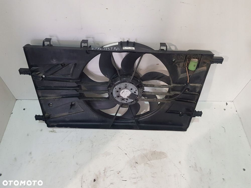 WENTYLATOR CHŁODNIC OPEL ASTRA J IV 13250341 - 1