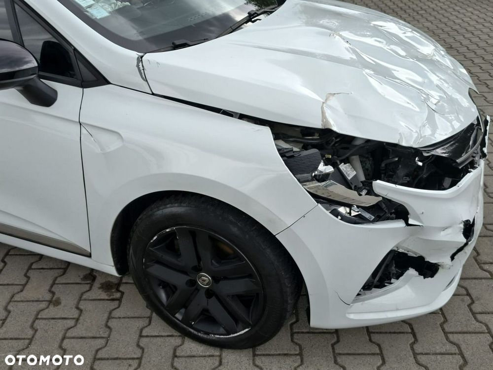 Renault Clio - 15