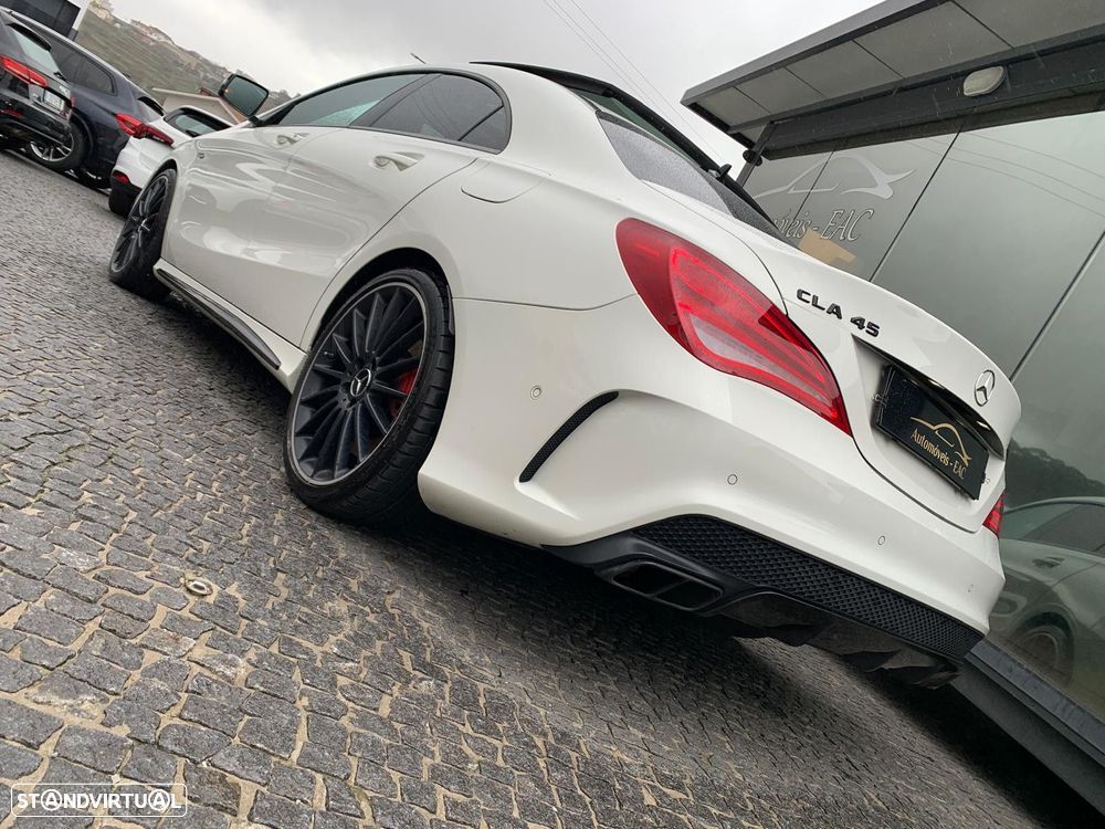 Mercedes-Benz CLA 45 AMG 4-Matic - 10