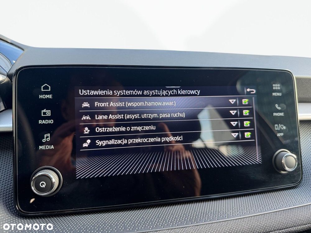 Skoda Fabia 1.0 TSI Selection DSG - 29