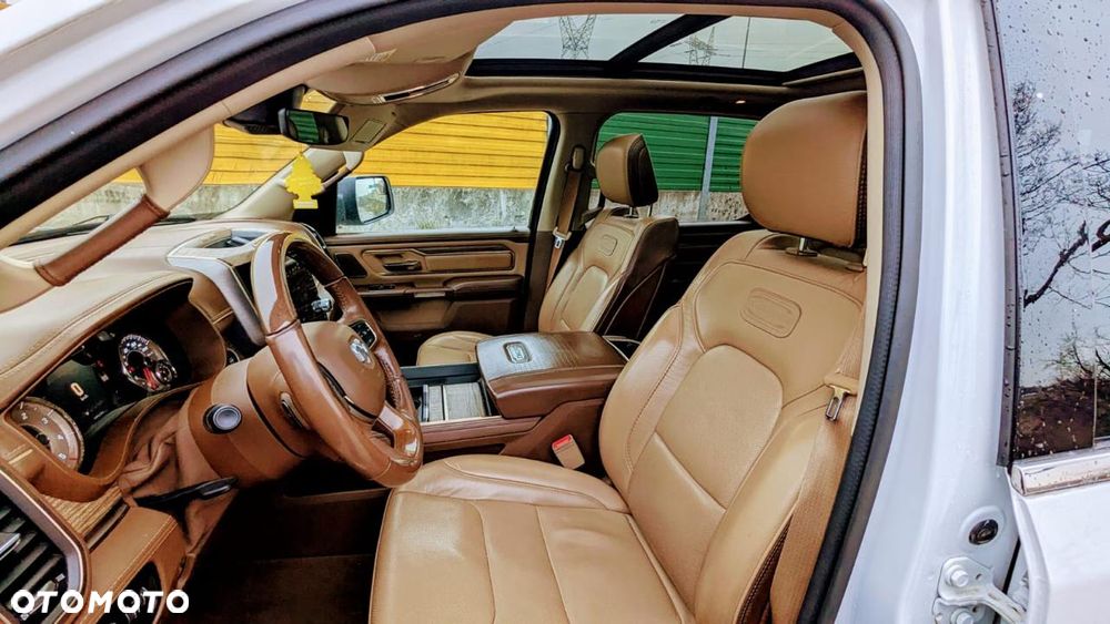 RAM 1500 Crew Cab Laramie - 12