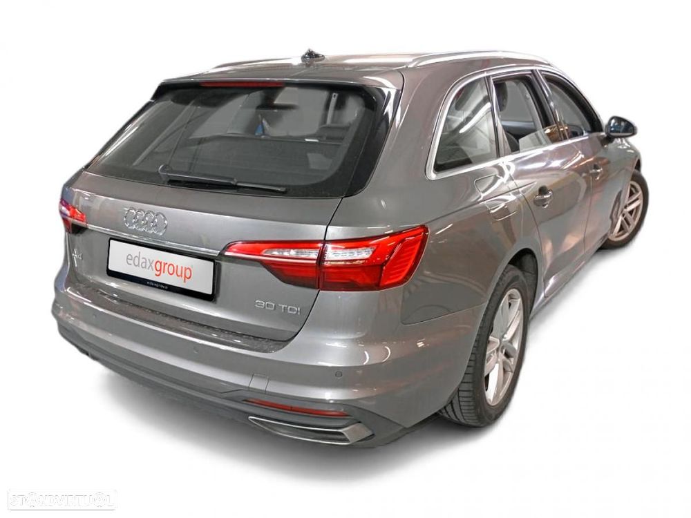 Audi A4 Avant 30 TDI S tronic - 2