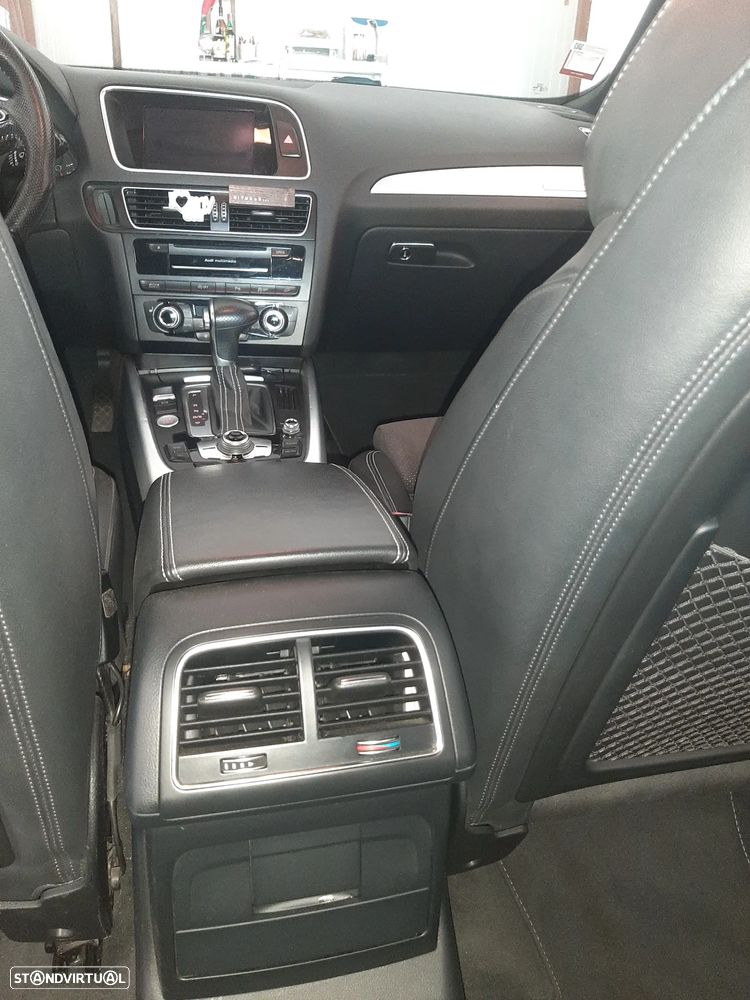 Audi Q5 2.0 TDI quattro S-line S-tronic - 14