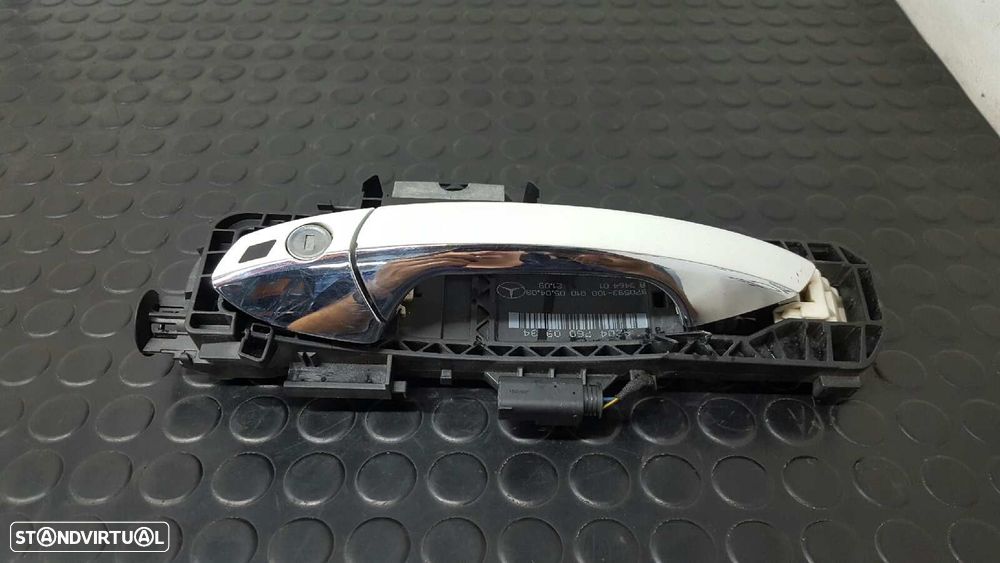 PUXADOR EXTERIOR FRENTE ESQUERDO MERCEDES CLASE C (W204) FAMILIAR 320 T CDI 4-MA... - 4