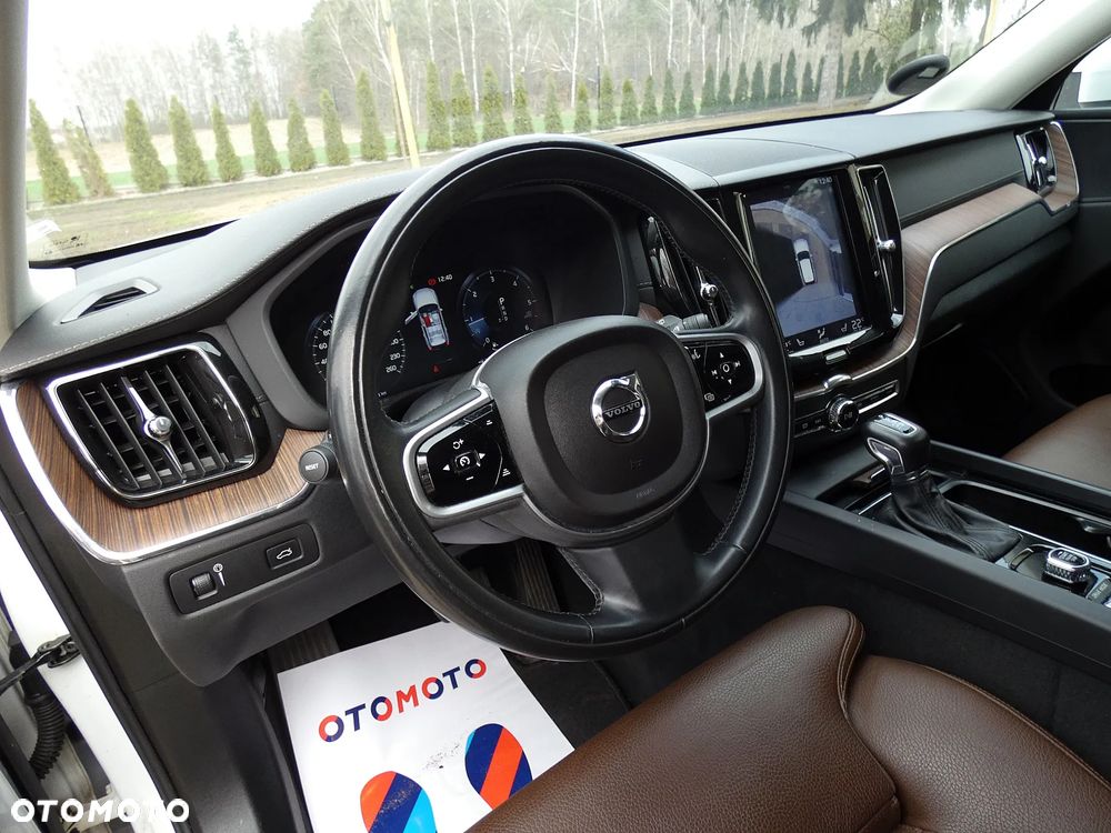 Volvo XC 60 D4 AWD Inscription - 3