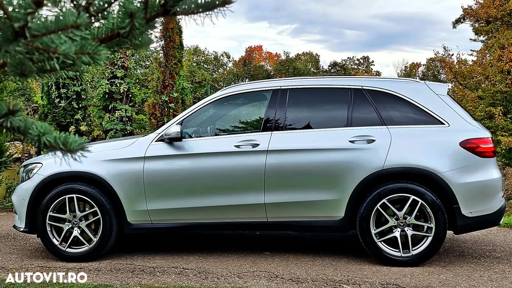Mercedes-Benz GLC 250 d 4Matic 9G-TRONIC AMG Line - 32