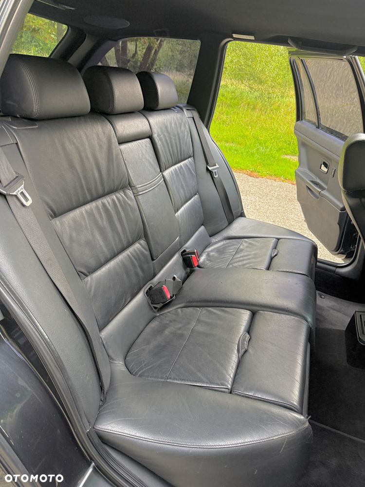 BMW Seria 3 323i - 22