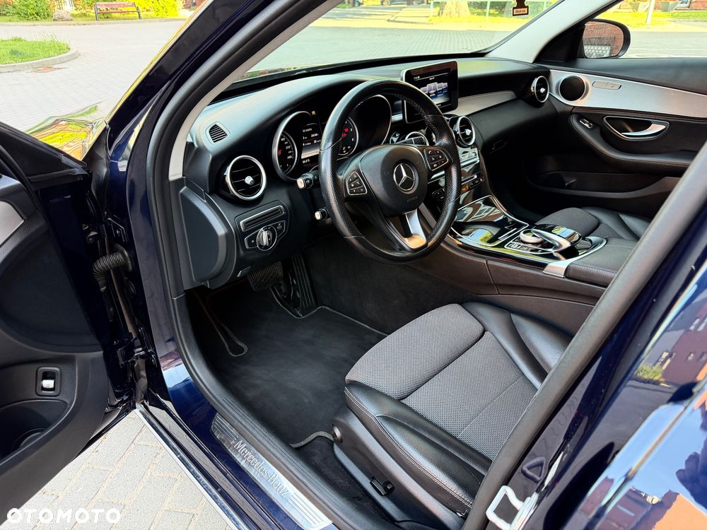 Mercedes-Benz Klasa C 200 (BlueTEC) d 7G-TRONIC Avantgarde - 30