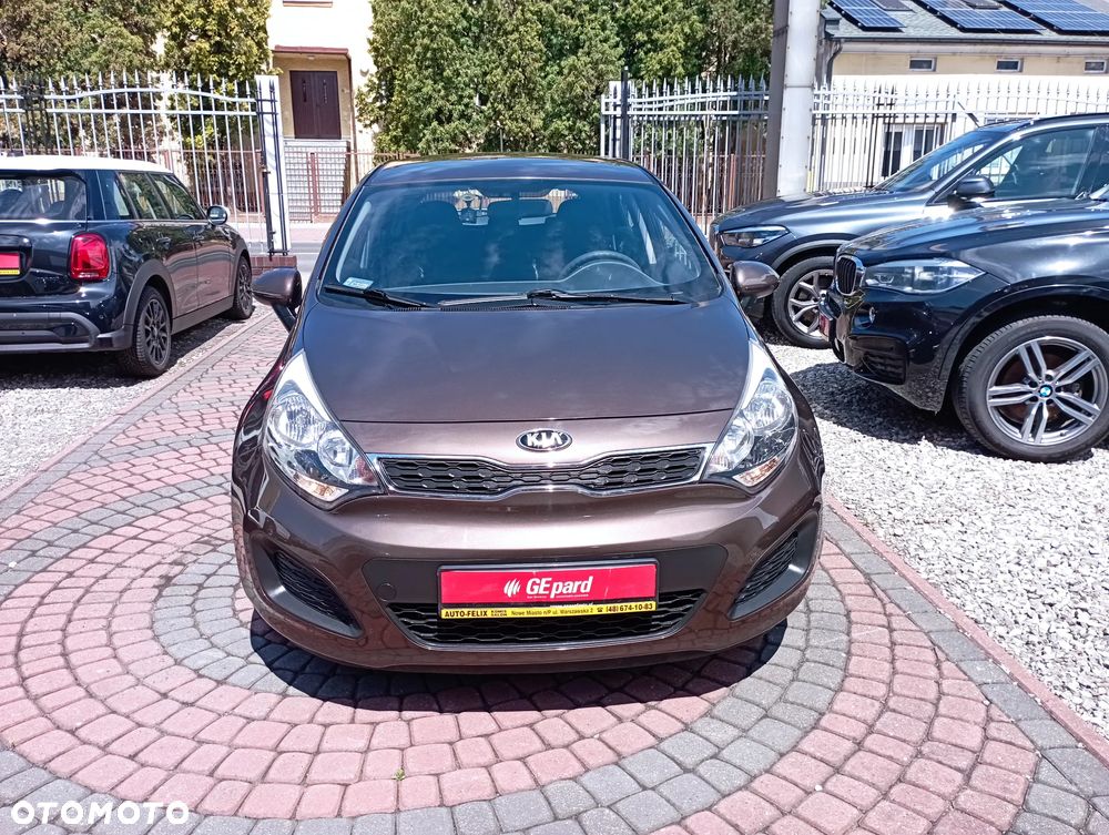 Kia Rio 1.2 M - 2