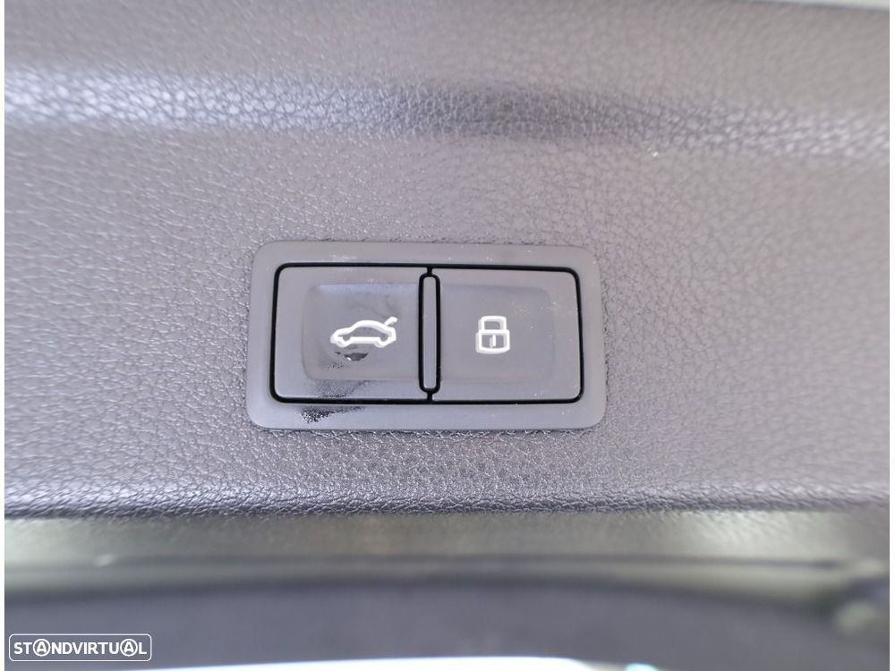 Audi Q3 Sportback 40 TDI quattro S line S tronic - 27