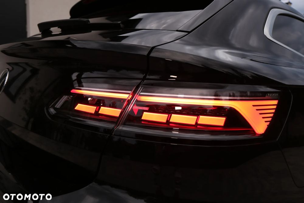Volkswagen Arteon 2.0 TSI 4Motion R DSG - 17