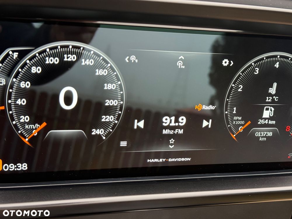 Harley-Davidson Touring Street Glide - 9