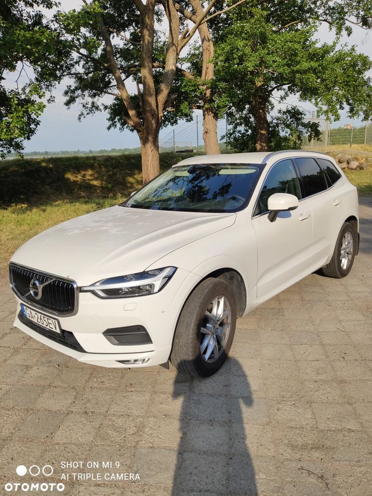 Volvo XC 60 D5 SCR AWD Momentum - 3