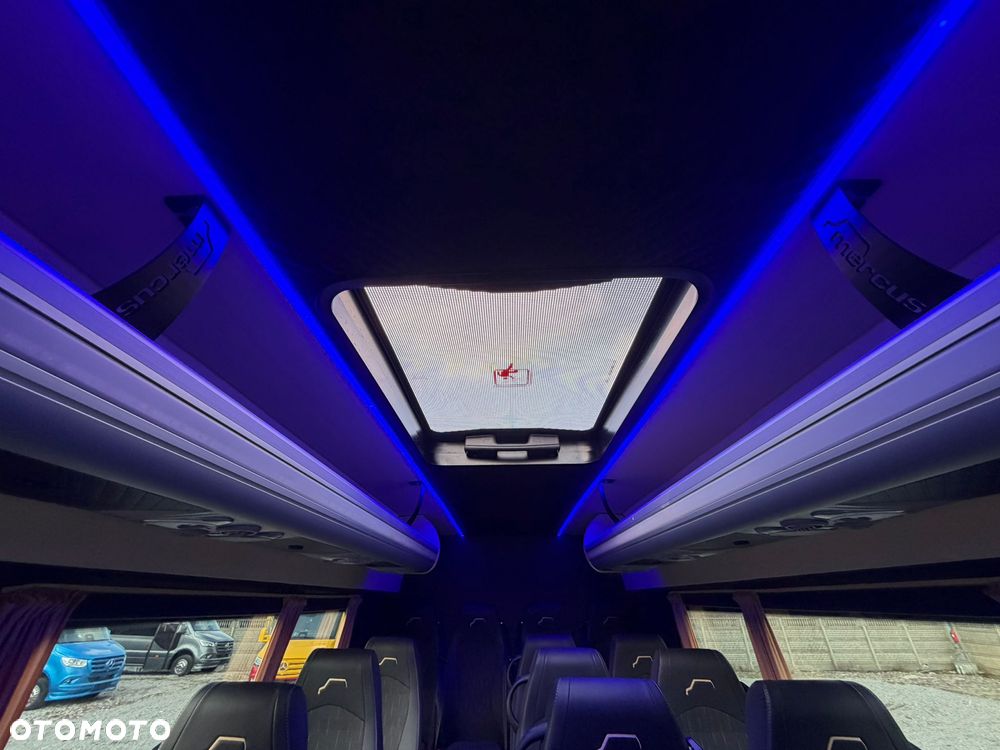 Mercedes-Benz Sprinter 519 - 34