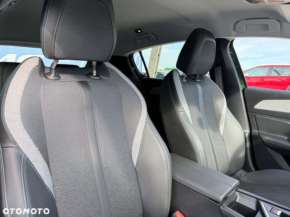 Peugeot 308 1.2 PureTech Allure S&S - 18