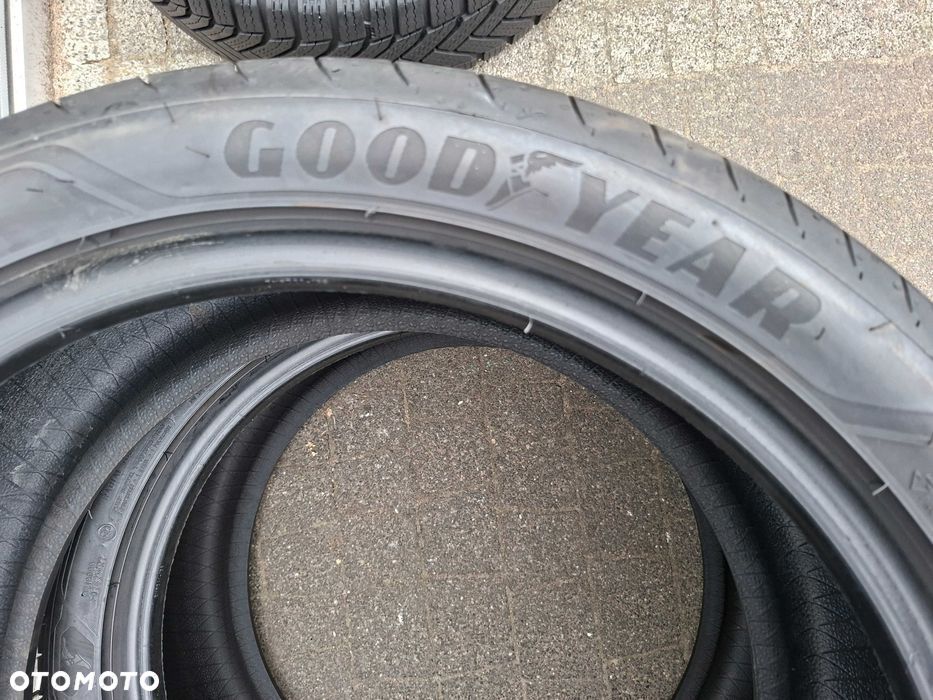 275/35R19 100Y Goodyear Eagle F1 MO Mercedes 2022 PL133 lato - 5