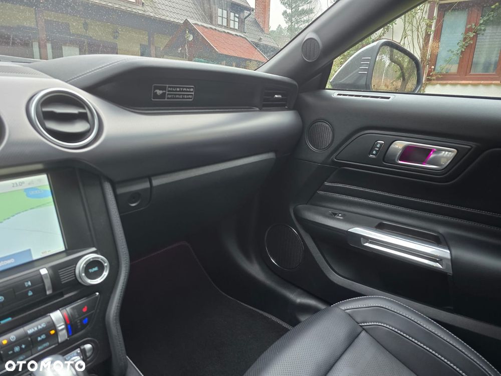 Ford Mustang - 11