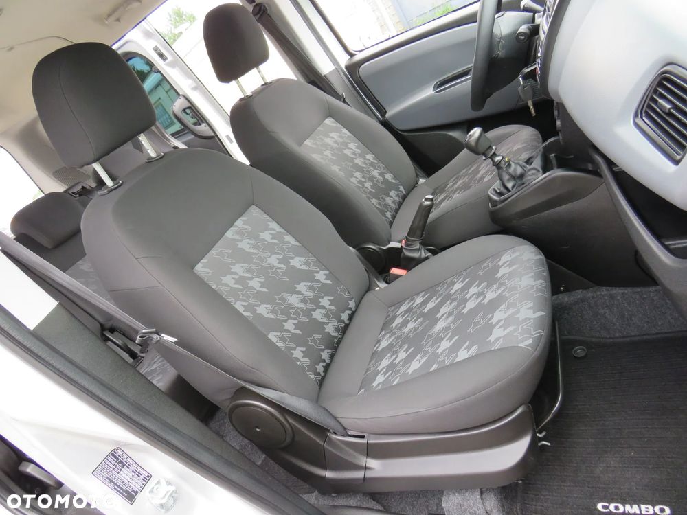 Opel Combo 1.6 CDTI L1H1 Edition - 36