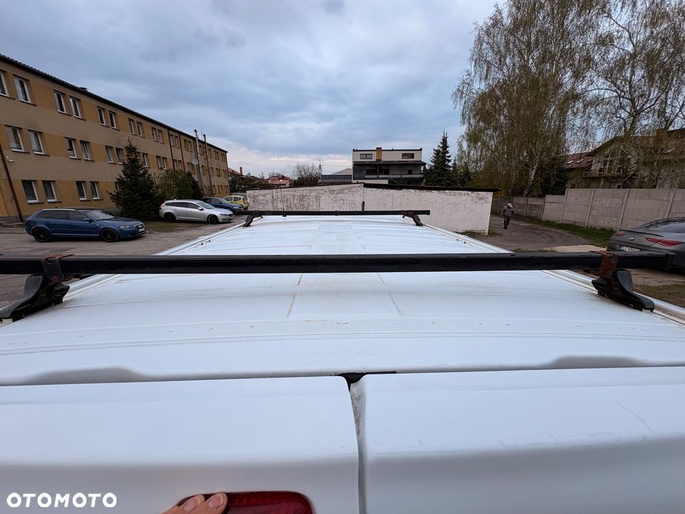 Nissan Primastar trafic Vivaro - 9