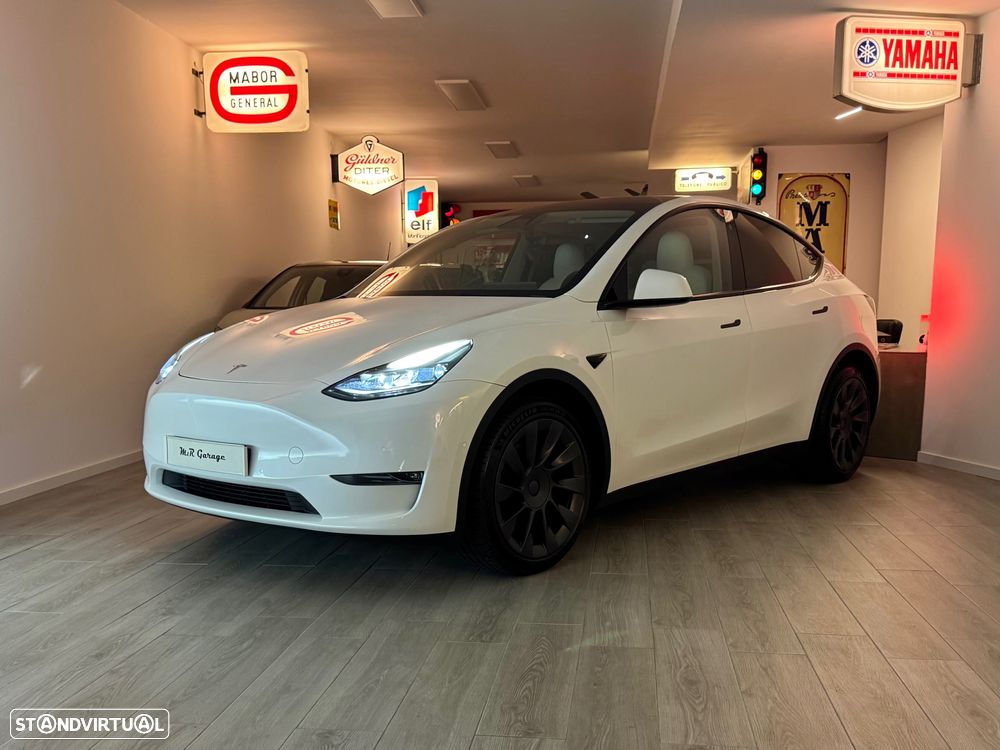Tesla Model Y Long Range Tração Integral - 27
