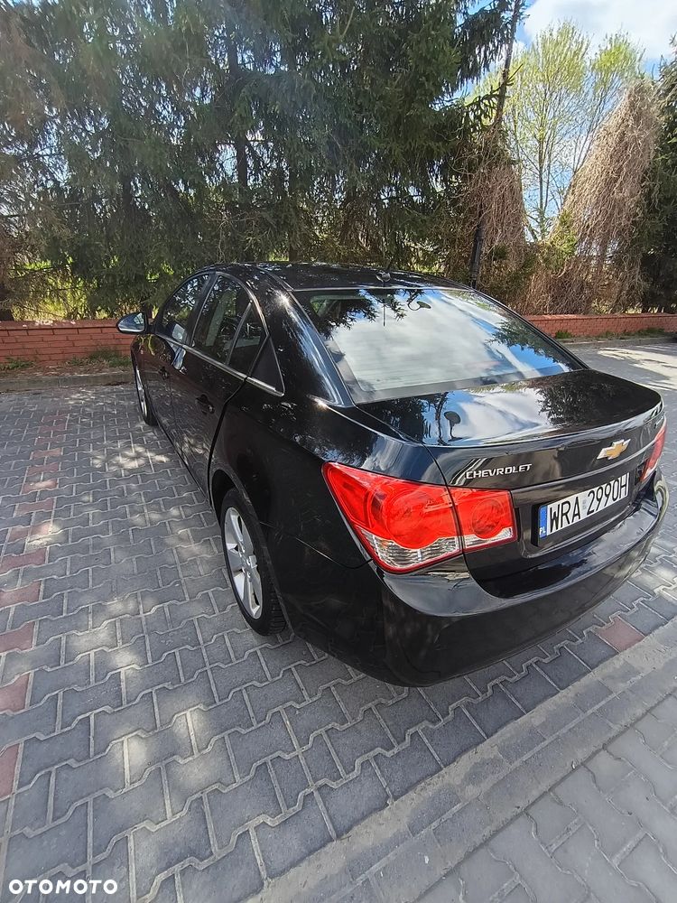 Chevrolet Cruze - 25